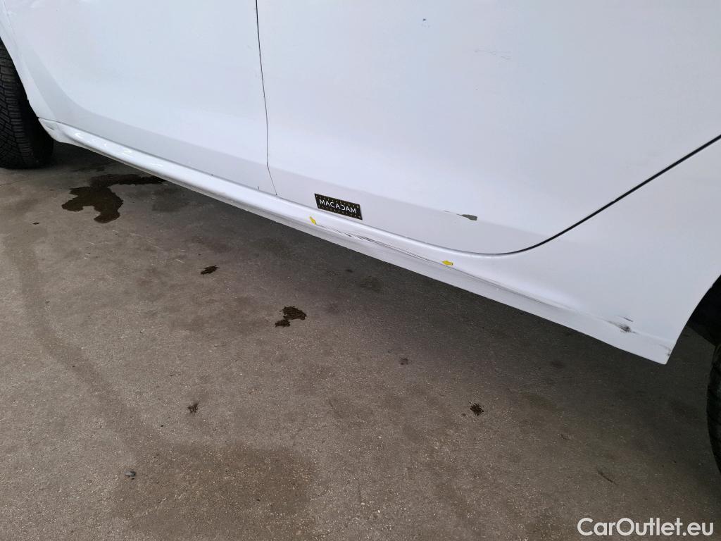  Peugeot  208  Affaire Premium 1.5 HDi 100CV BVM5 E6dT #13