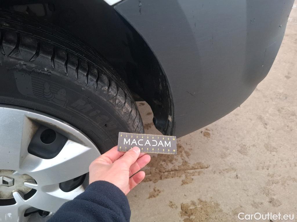  Renault  Kangoo  Express Maxi Extra (Série Spéciale) 1.5 #11