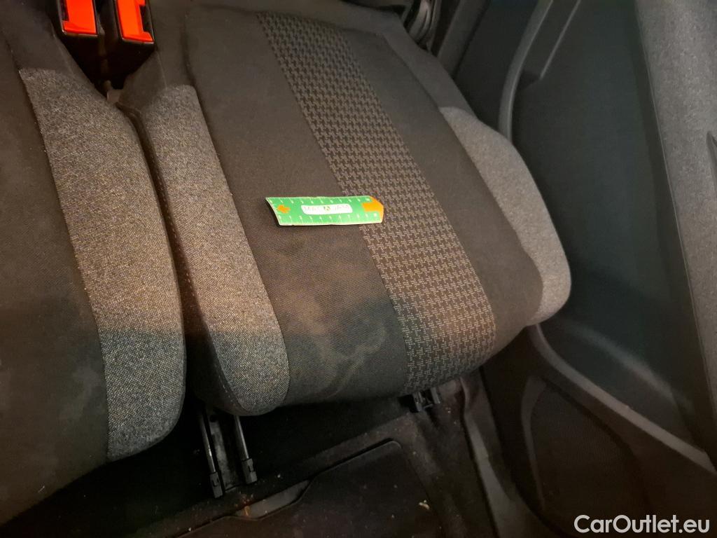  Peugeot  5008  Active Business 1.5 HDi 130CV BVA8 E6d #84