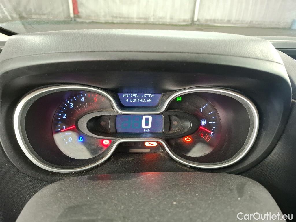  Renault  Trafic RENAULT  / 2019 / 4P / Fourgon tole CA GCF L2H1 1200 dCi 95 #37