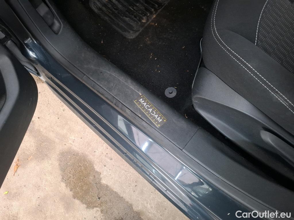  Peugeot  208  Active 1.2 PureTech 70CV BVM5 E6dT #26