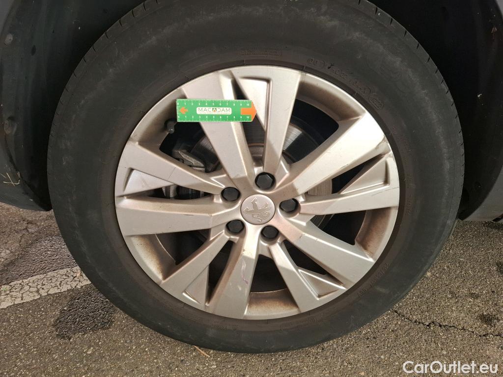  Peugeot  5008  Active Business 1.5 HDi 130CV BVA8 E6d #58