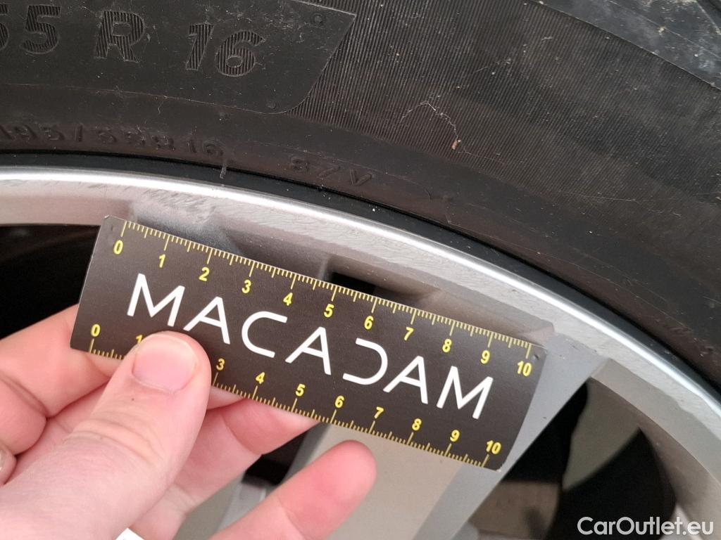  Renault  Clio  V Business 1.6 E-TECH Hybrid 140CV BVA6 E6d #10