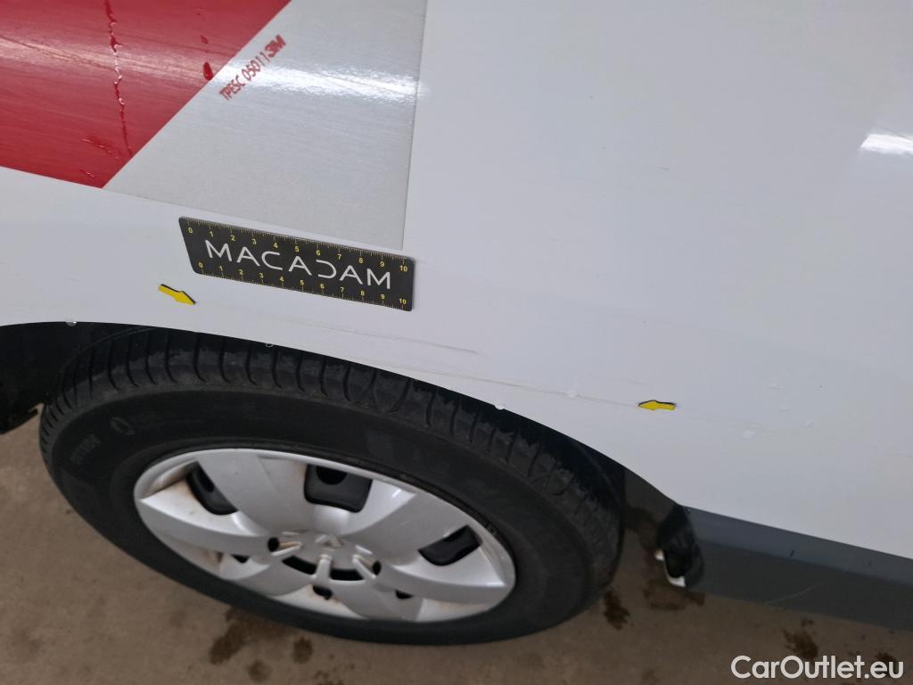  Renault  Kangoo  Express Maxi Extra (Série Spéciale) 1.5 #32