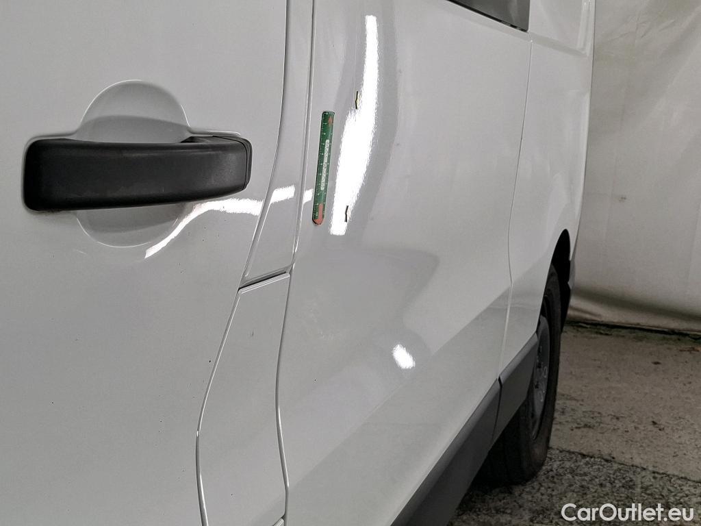  Renault  Trafic RENAULT  / 2019 / 4P / Fourgon tole CA GCF L2H1 1200 dCi 95 #7