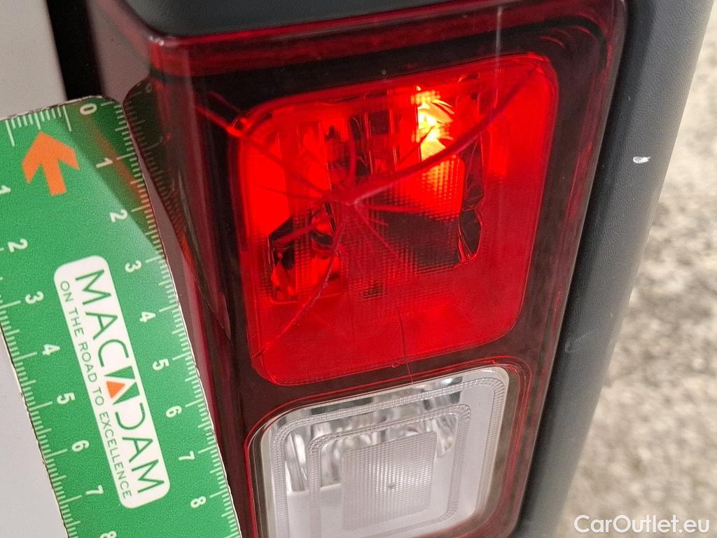  Renault  Trafic RENAULT  / 2019 / 4P / Fourgon tole CA GCF L2H1 1200 dCi 95 #16