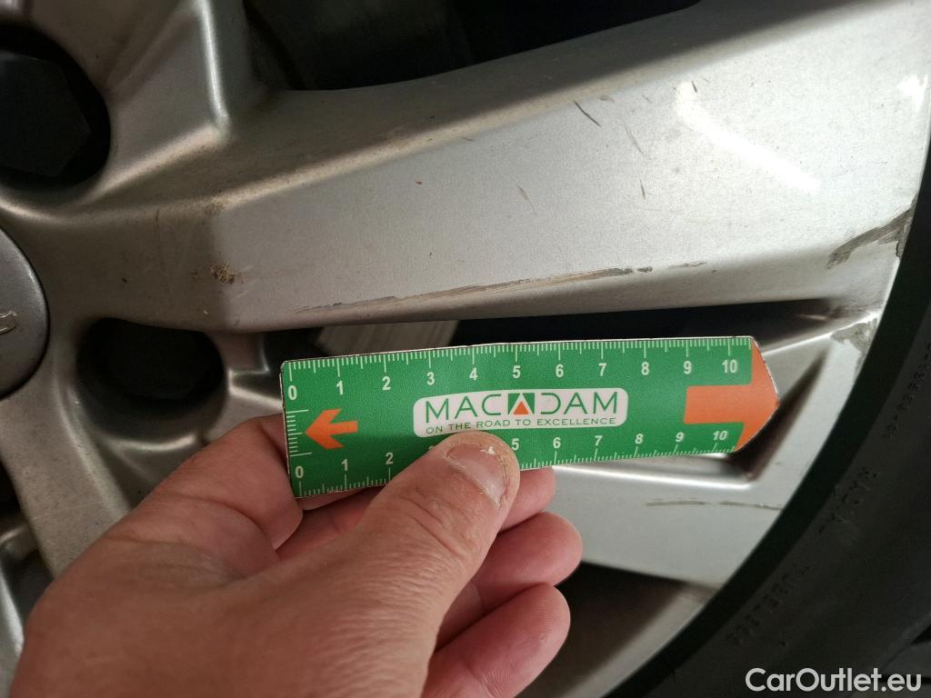  Peugeot  5008  Active Business 1.5 HDi 130CV BVA8 E6d #61