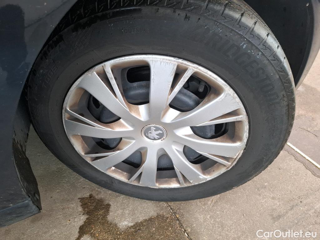  Peugeot  208  Active 1.2 PureTech 70CV BVM5 E6dT #43