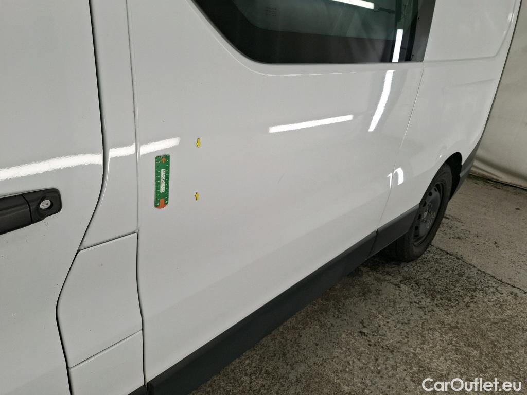  Renault  Trafic RENAULT  / 2019 / 4P / Fourgon tole CA GCF L2H1 1200 dCi 95 #6
