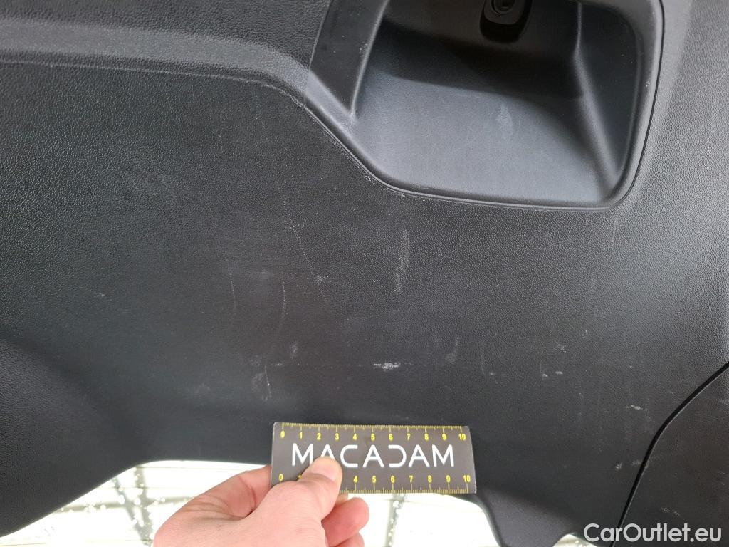  Peugeot  208  Affaire Premium 1.5 HDi 100CV BVM5 E6dT #30