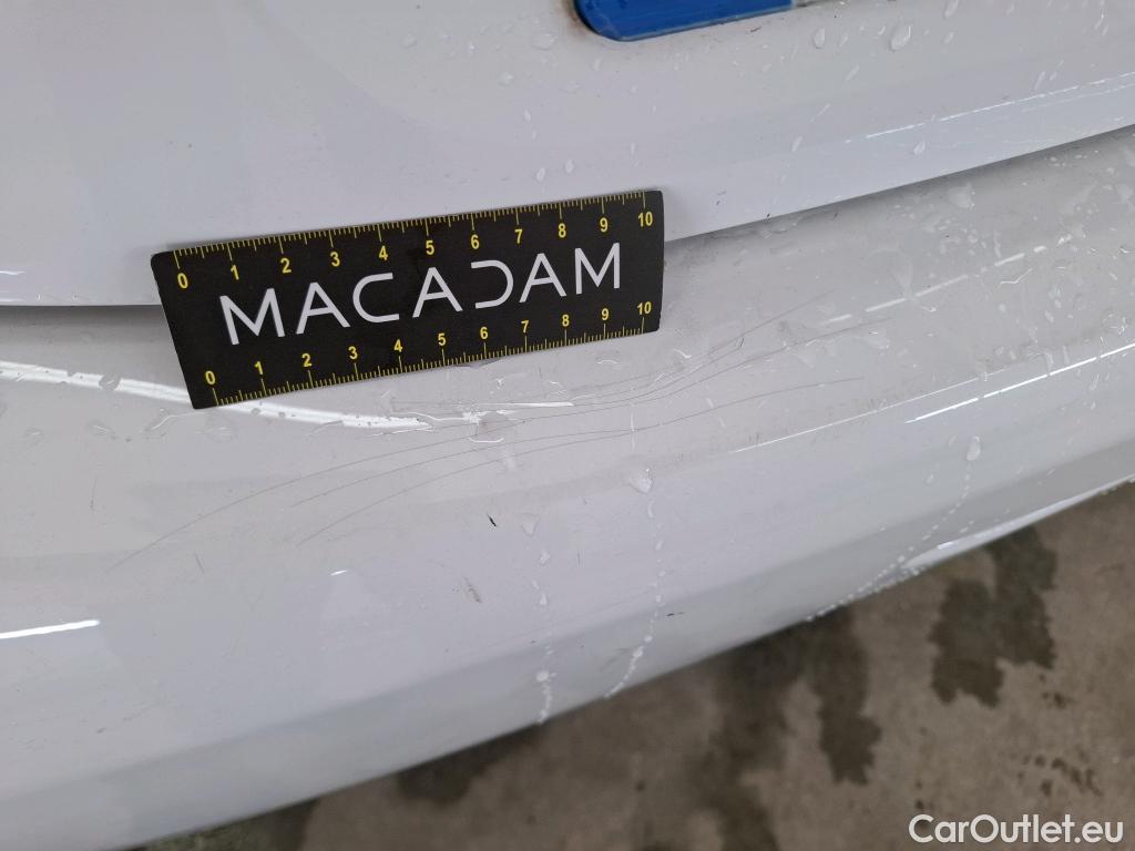  Peugeot  208  Affaire Premium 1.5 HDi 100CV BVM5 E6dT #2