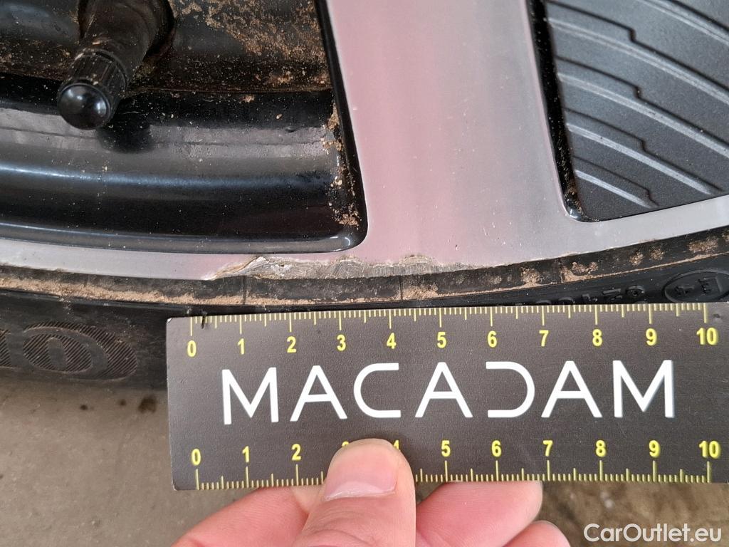  Peugeot  208  (e-) GT Pack 50kWh BVA #13