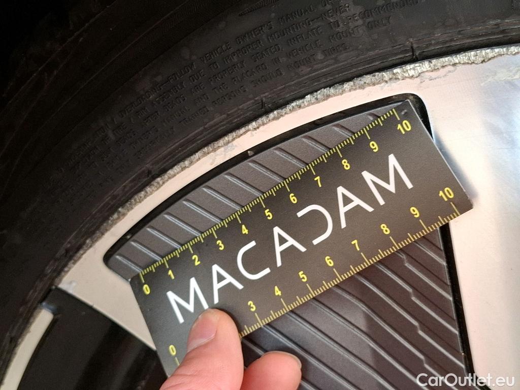  Peugeot  208  (e-) GT Pack 50kWh BVA #23