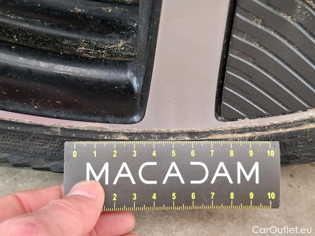  Peugeot  208  (e-) GT Pack 50kWh BVA #20