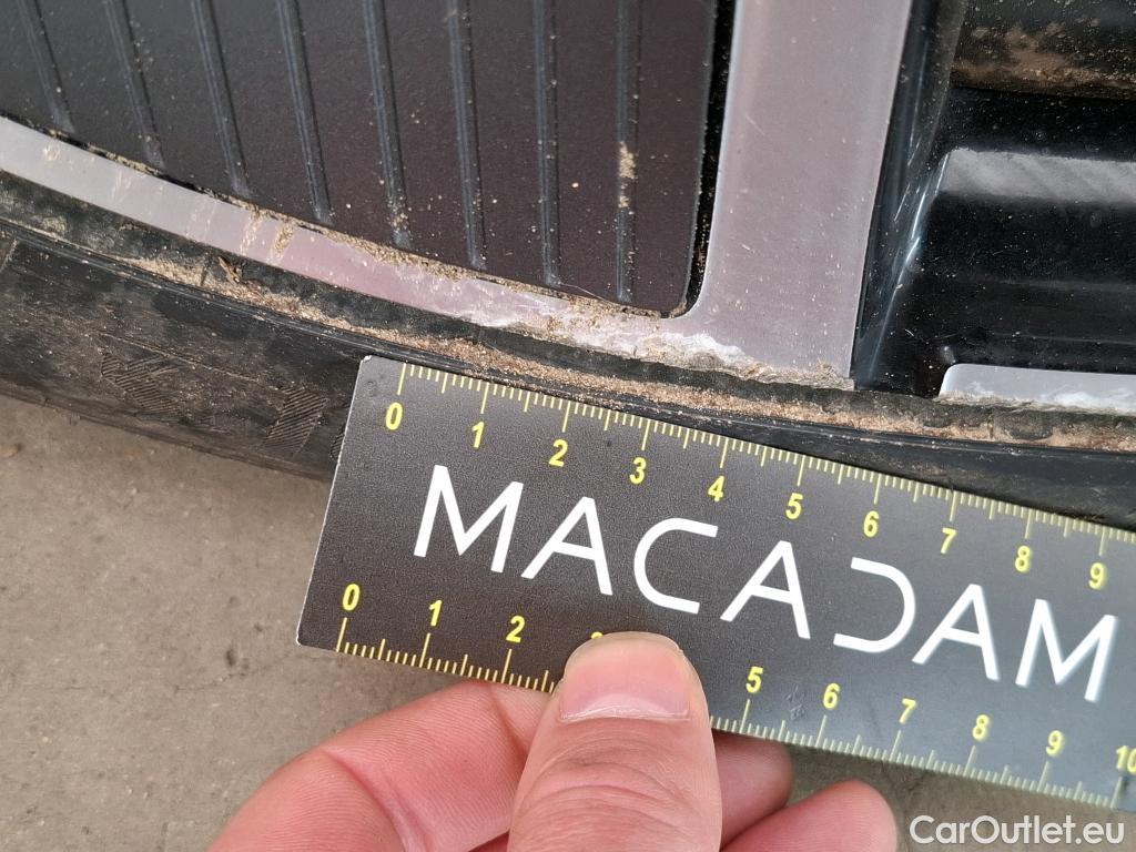  Peugeot  208  (e-) GT Pack 50kWh BVA #14