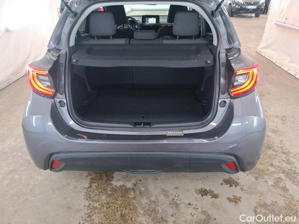  Toyota  Yaris TOYOTA  Hybride / 2019 / 5P / Berline Hybride 116h Design #9