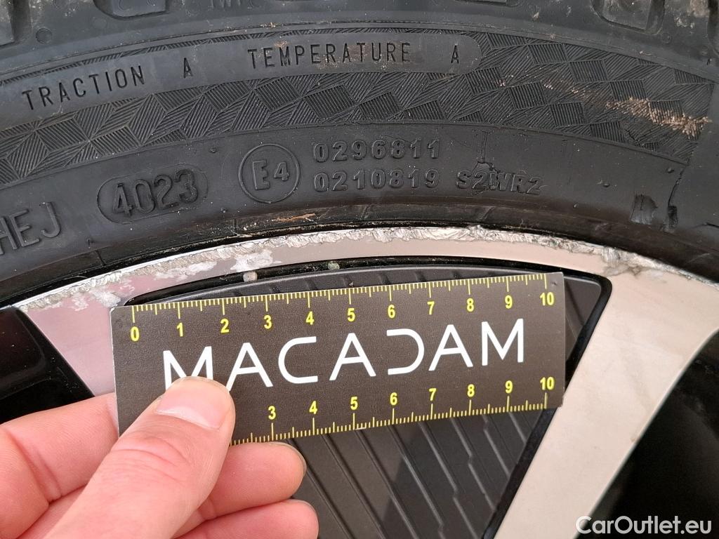  Peugeot  208  (e-) GT Pack 50kWh BVA #16