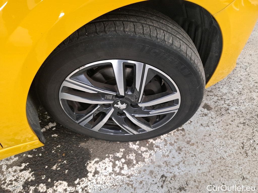  Peugeot  208  Allure Pack 1.2 PureTech 100CV BVA8 E6d #3