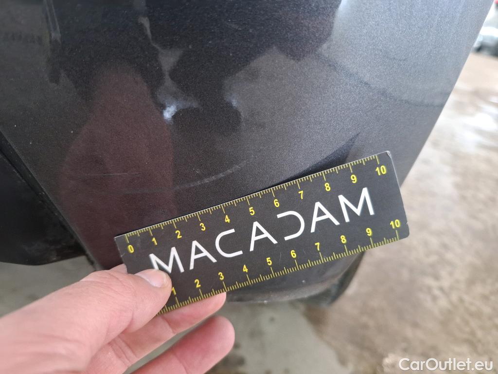  Toyota  Yaris TOYOTA  Hybride / 2019 / 5P / Berline Hybride 116h Design #17