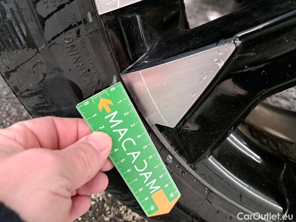  Peugeot  2008  Allure Pack 1.2 PureTech 100CV BVM6 E6d #22