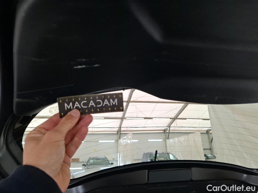  Toyota  Yaris TOYOTA  Hybride / 2017 / 5P / Berline 1.5 VVT-I HYBRID France Business #1