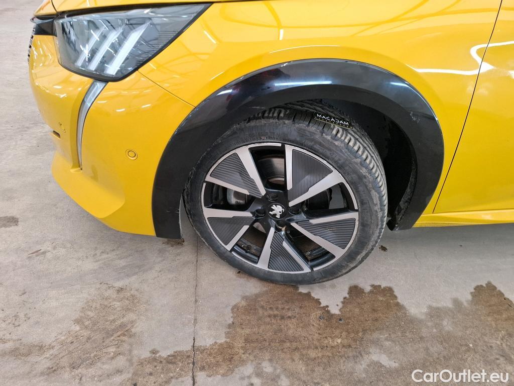  Peugeot  208  (e-) GT Pack 50kWh BVA #1