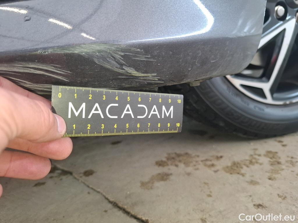  Toyota  Yaris TOYOTA  Hybride / 2019 / 5P / Berline Hybride 116h Design #26