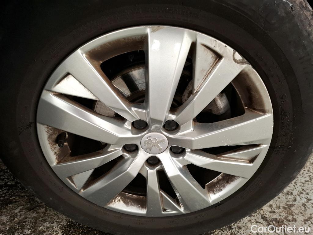  Peugeot  3008  II Active Pack 1.5 HDi 130CV BVA8 E6d #38