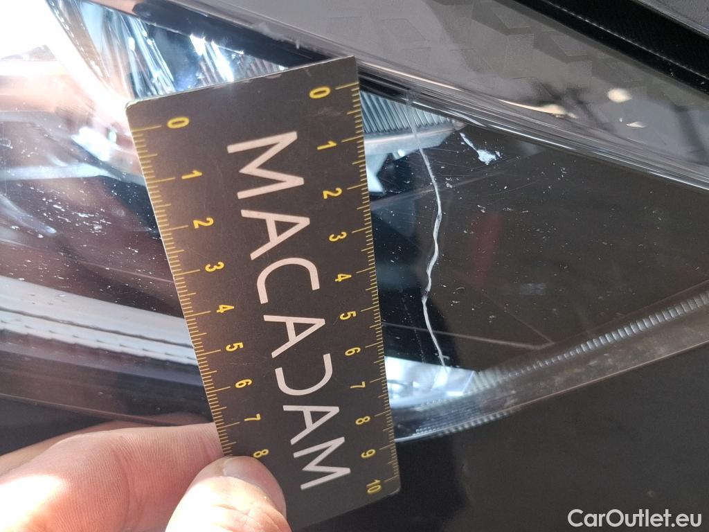  Toyota  Yaris TOYOTA  Hybride / 2019 / 5P / Berline Hybride 116h Design #39