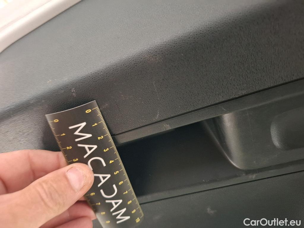  Citroen  C3 CITROEN  Société / 2020 / 5P / Berline / VU PureTech 83 S&S BVM Feel Nav #4