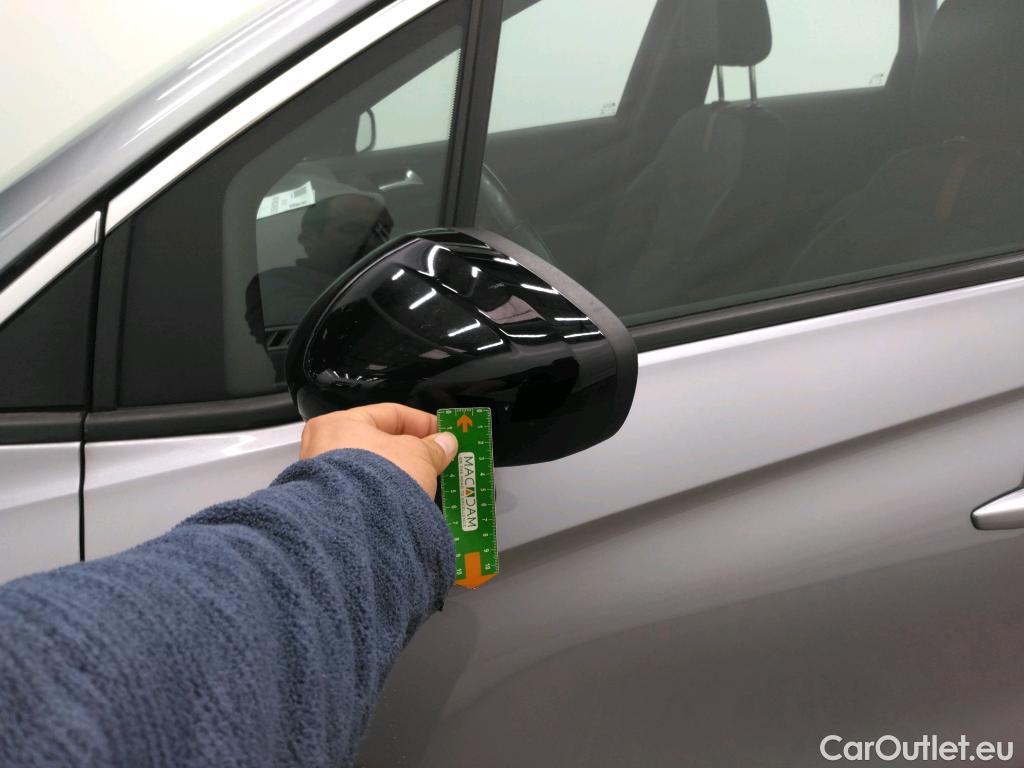  Opel  Crossland  X Elegance 1.2 Turbo 110CV BVM6 E6d #16