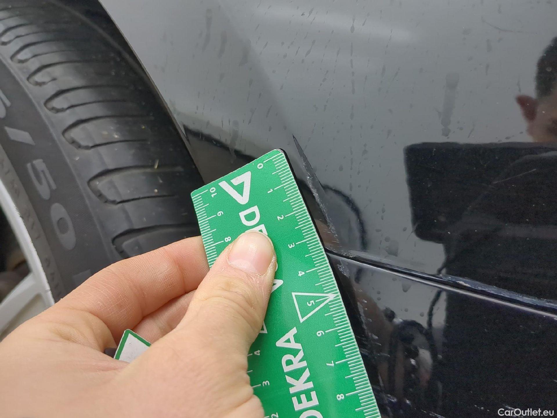  Audi  A4  Avant 30 TDI Business Line 2.0 TDI 135CV BVA7 E6d #4