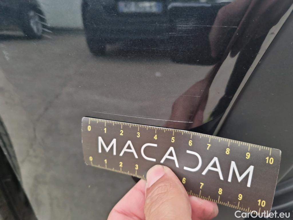  Bmw  Serie 1 BMW Série 1 / 2019 / 5P / Berline 116d DKG7 Business Design #13