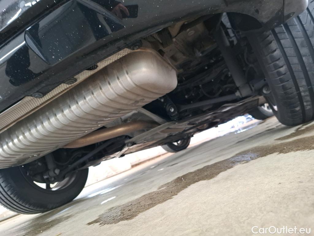  Bmw  X2 Série  sDrive 18i Lounge 1.5 135CV BVA7 E6d #13