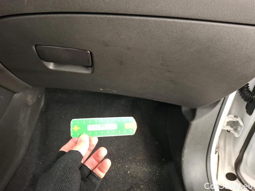  Opel   Grandland X Grandland X Elegance Business 1.5 130CV BVA8 E6d #5