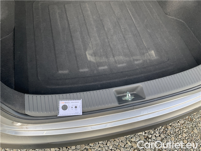  Hyundai  i30  kom.1.0TGDI 120 Smart #9