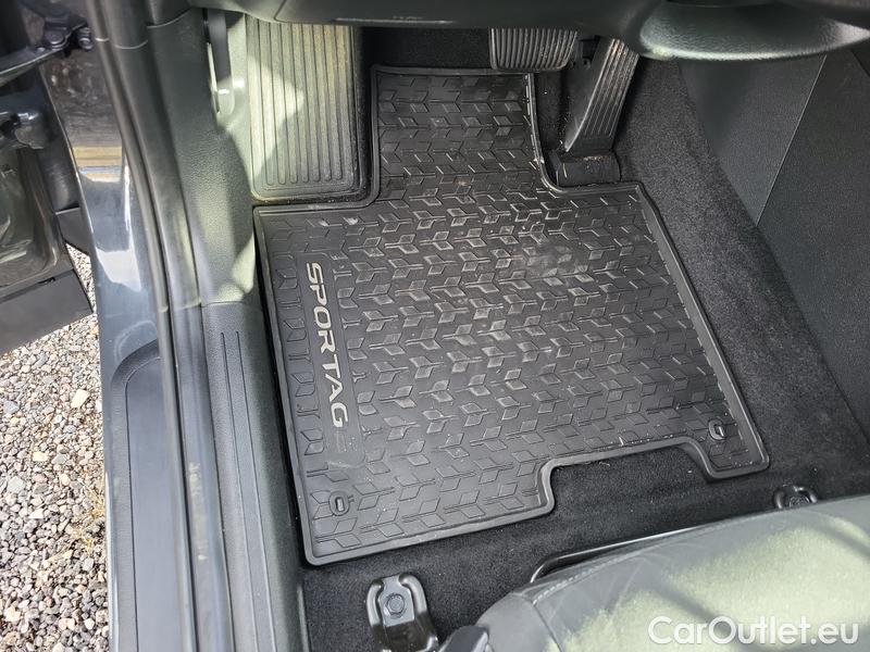  KIA  Sportage  (NQ5)(2022->) Sport.1.6TGDI 110 Exclusive AT #7