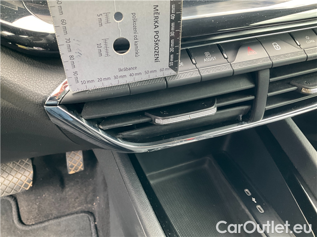  Skoda  Octavia Oct.Combi 2.0TDI 110 Style AT #38