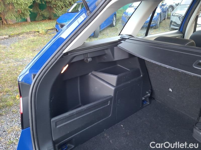  Skoda  Fabia  Combi (2015) Com.1.0TSI 70 Ambition 5d #18