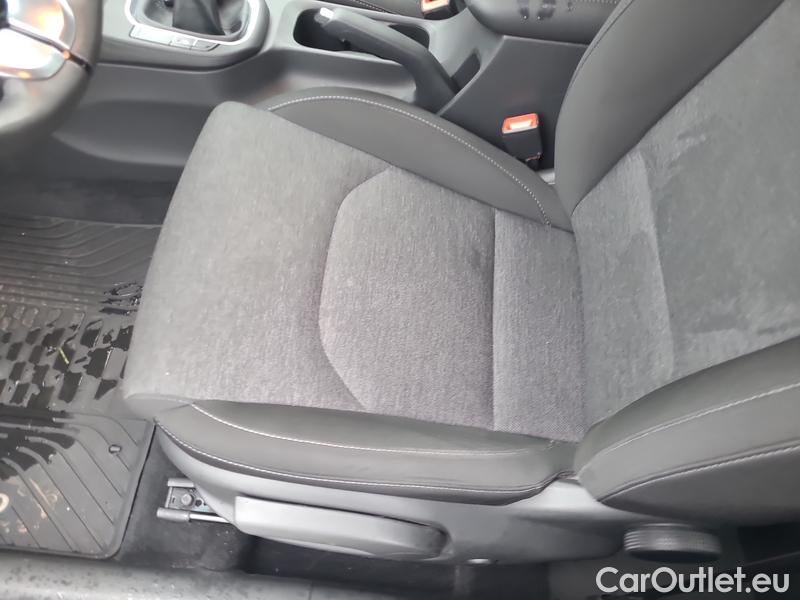  Hyundai  i30   cw (PD)(2017->)  kom.1.5i Family Smart 5d #6