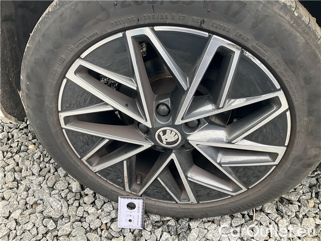  Skoda  Octavia Oct.Combi 2.0TDI 110 Style AT #16