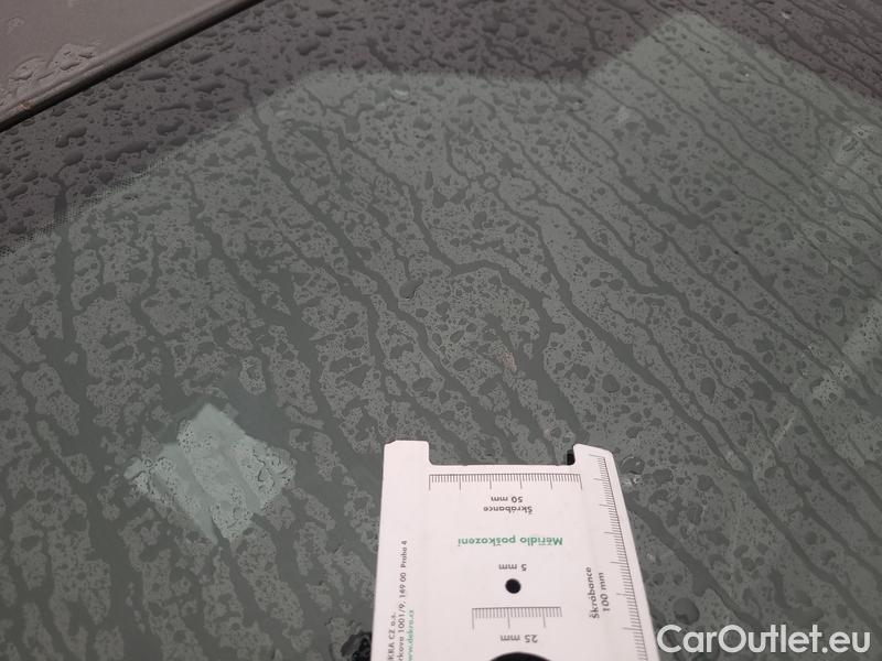  Ford  Focus   (CGE)(2018->) Foc.Kom.1.5EBl.120 Titanium #1