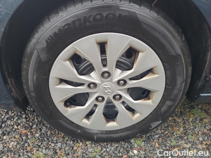  Hyundai  i30   cw (PD)(2017->)  kom. TGDI 120 Start Plus #3