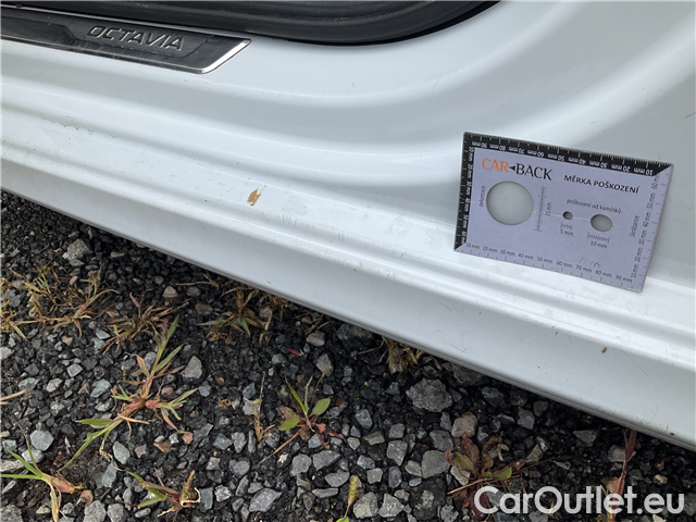  Skoda  Octavia Oct.Combi 2.0TDI 110 Style AT #30