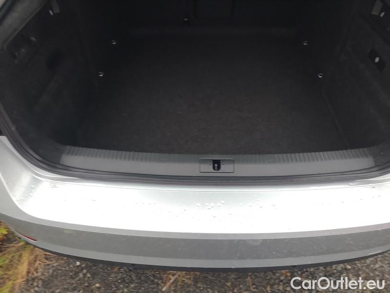  Skoda  Superb  (3V3)(2015) Supe.2.0TDI 147 SportLine Aut #13