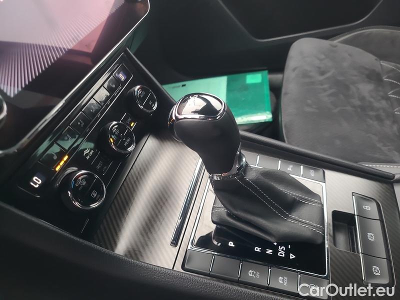  Skoda  Superb  (3V3)(2015) Supe.2.0TDI 147 SportLine Aut #10