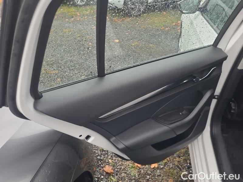  Skoda  Octavia  Combi (NX3)(2020) Oct.Com. 2.0TDI 85 Ambition AT #13