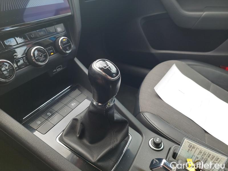  Skoda  Octavia  Combi (NX3)(2020)  Com TDI 110 Style #13