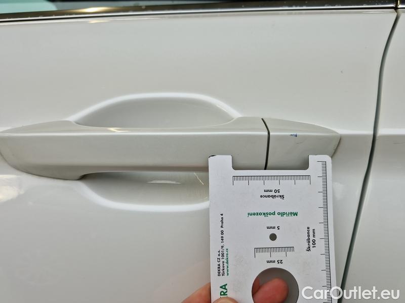  Volkswagen  Passat  Lim (CB2) (2019) Pas.2.0TDI 110 Business 4d #5