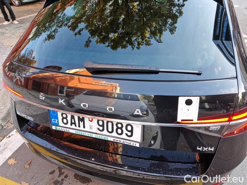  Skoda  Superb  Combi (3V5)(2015) Su.com.2.0TDI 147 4x4 L&K Aut #19